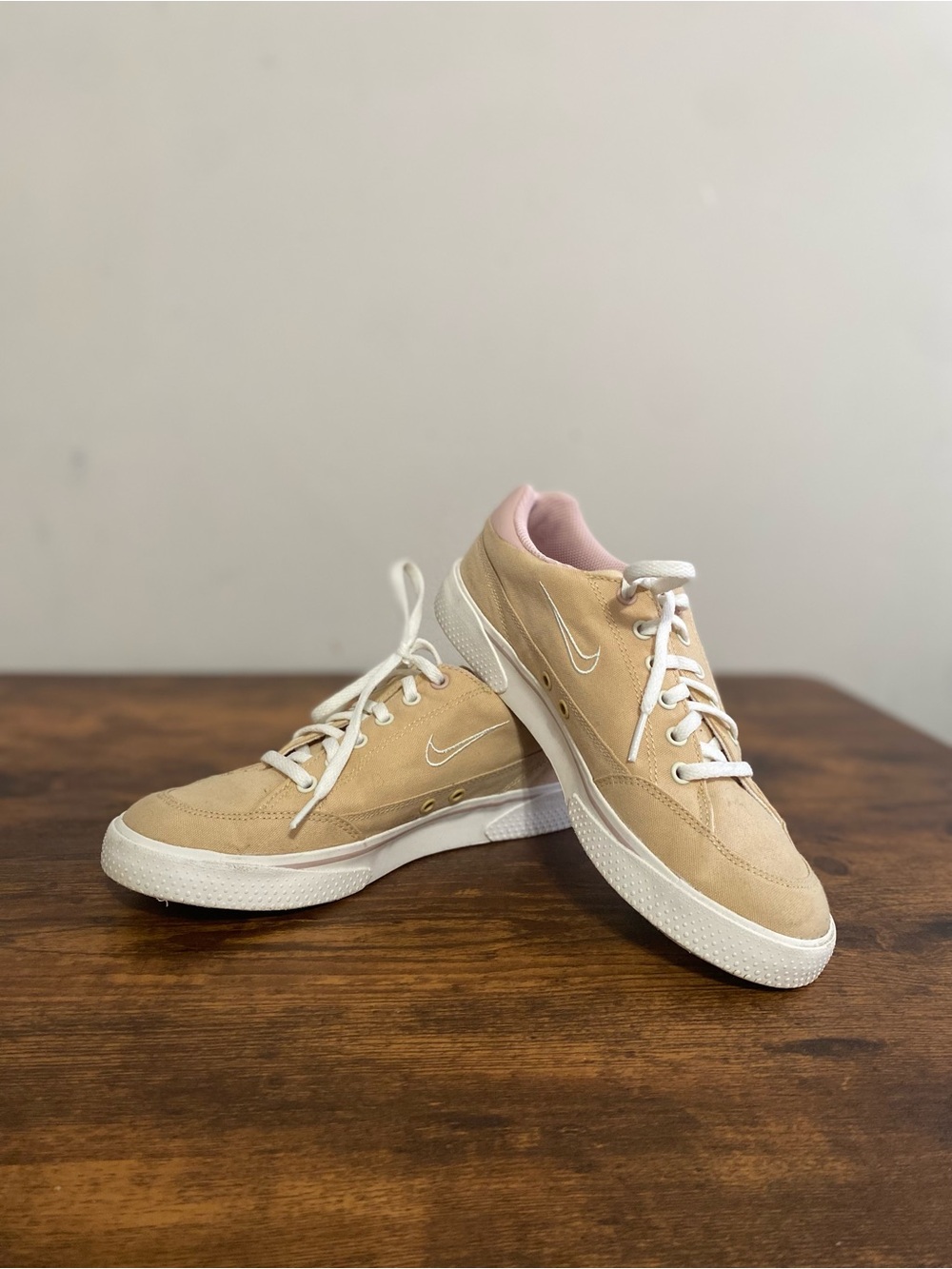 Nike Women’s Low-Top Suede Sneakers in Beige with Pink Lining